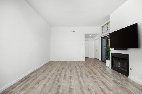 new empty room